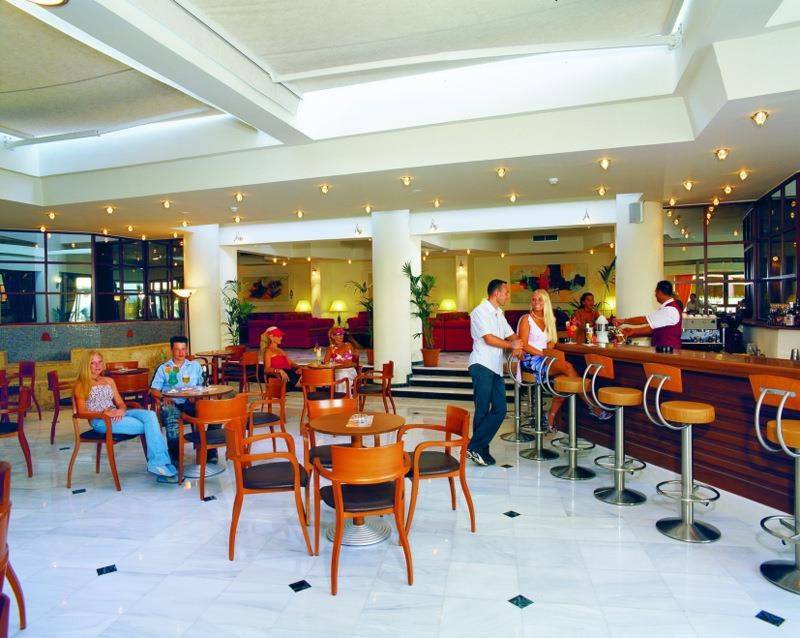 Hydramis Palace Beach Resort