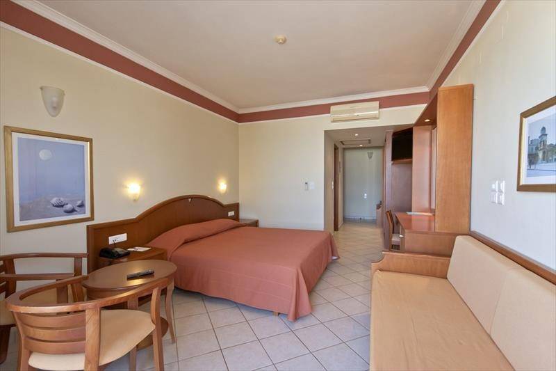 Hydramis Palace Beach Resort