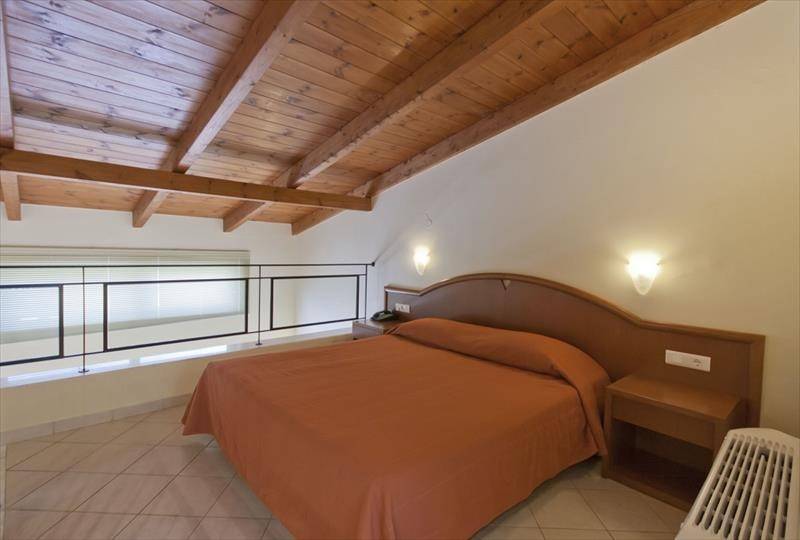 Hydramis Palace Beach Resort