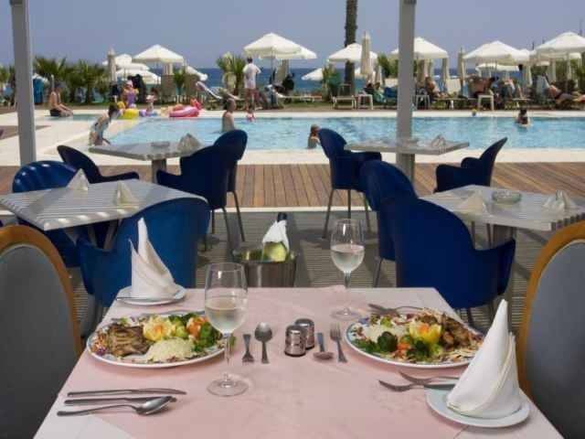 Silver Sands Beach