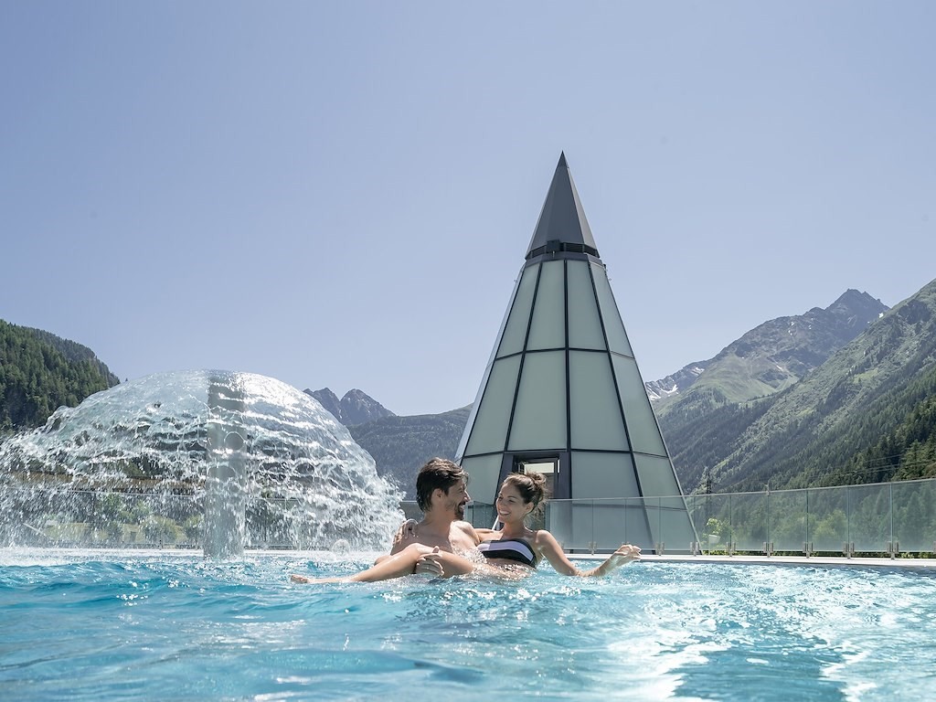 Aqua Dome