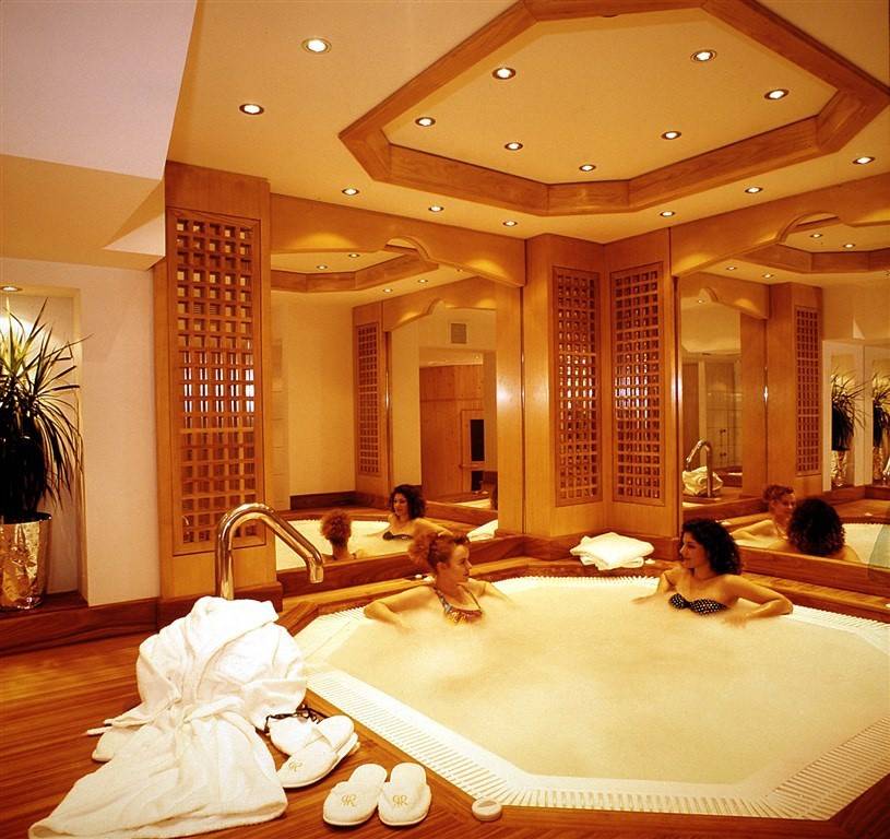 Rodos Park Suites & Spa