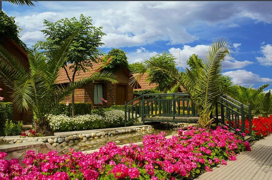 Can Garden Beach