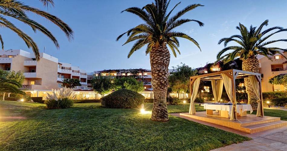 Anissa Beach & Village