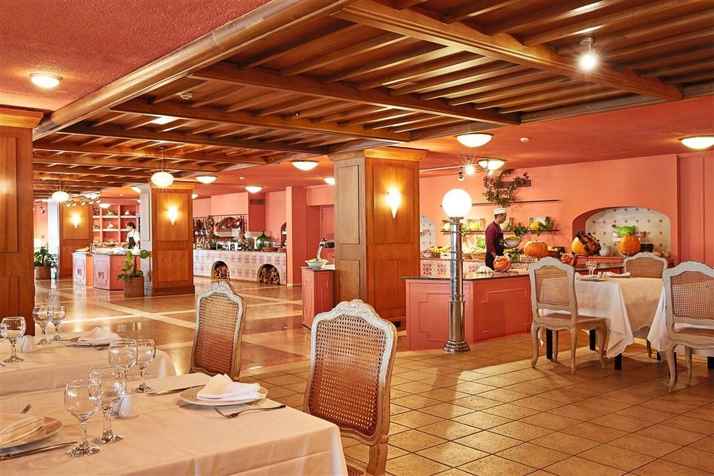 Grecotel Lux Me Daphnila Bay Dassia
