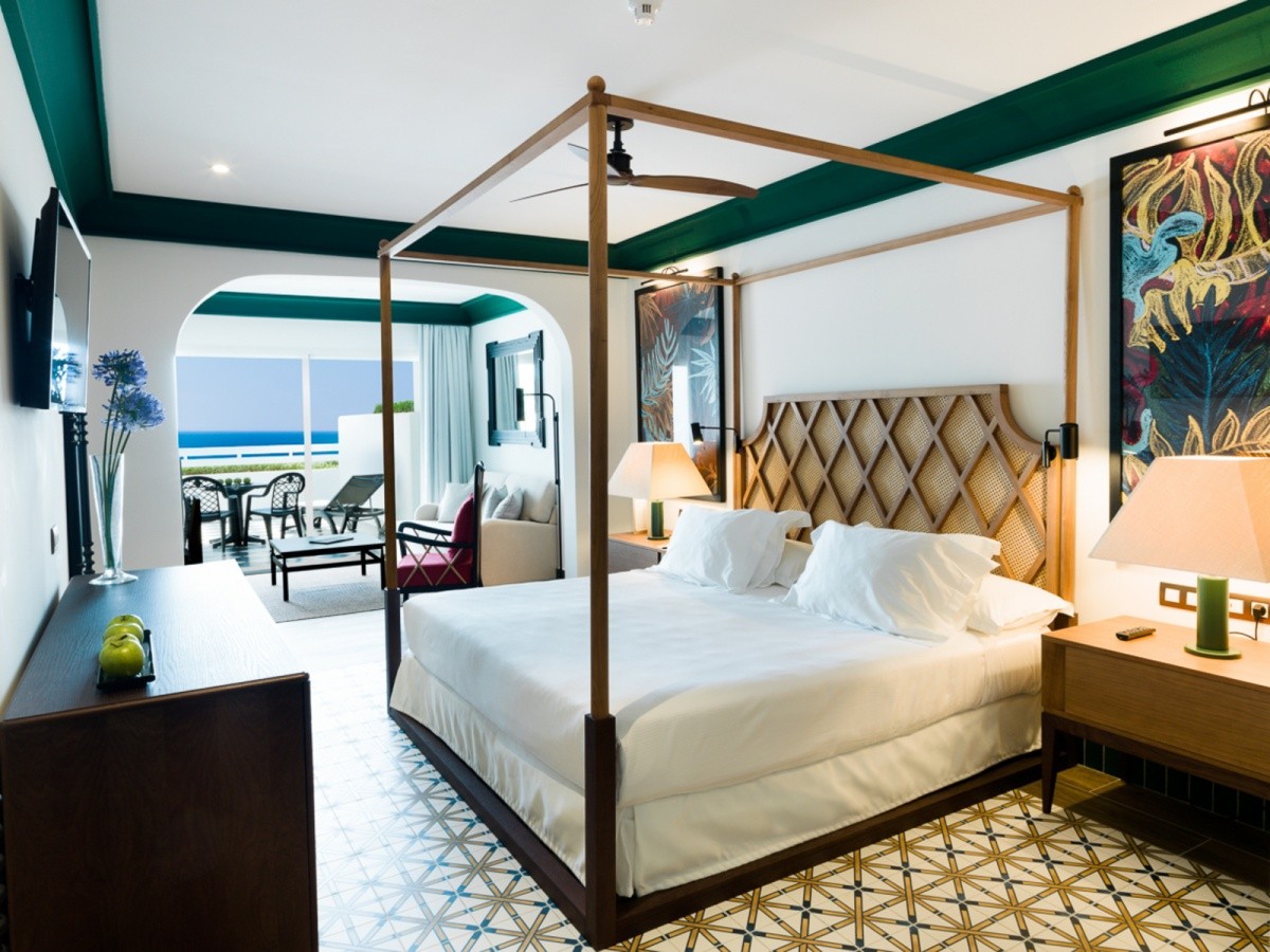 H10 Estepona Palace