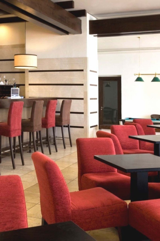 H10 Estepona Palace