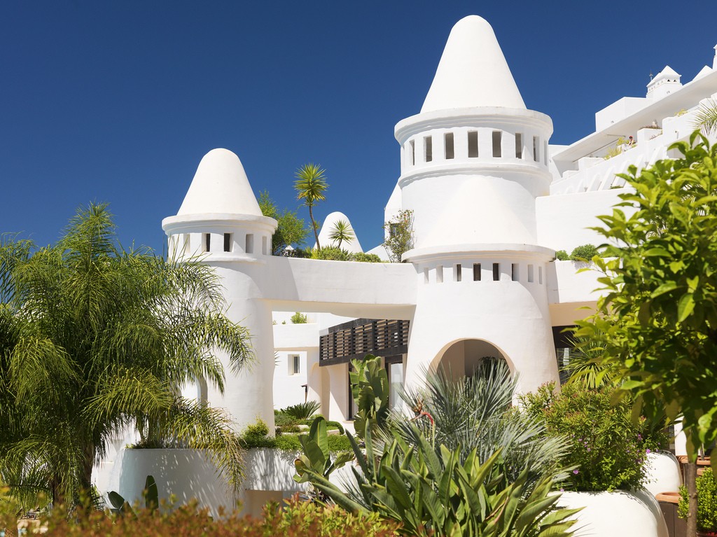 H10 Estepona Palace