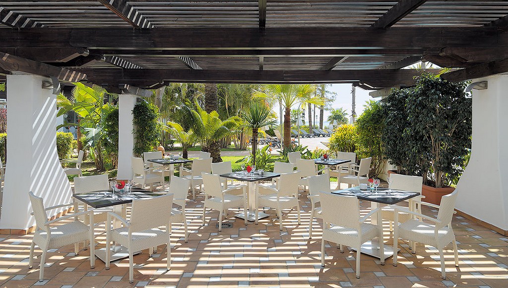 H10 Estepona Palace