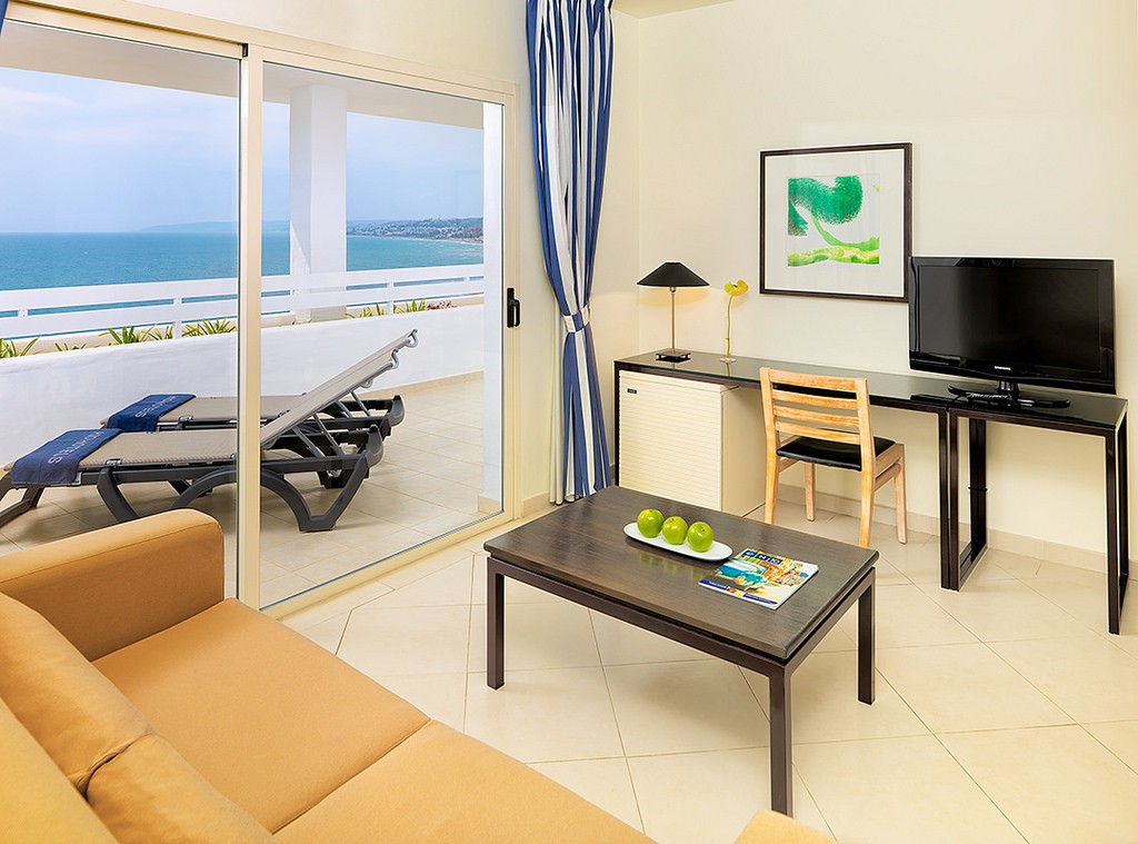 H10 Estepona Palace