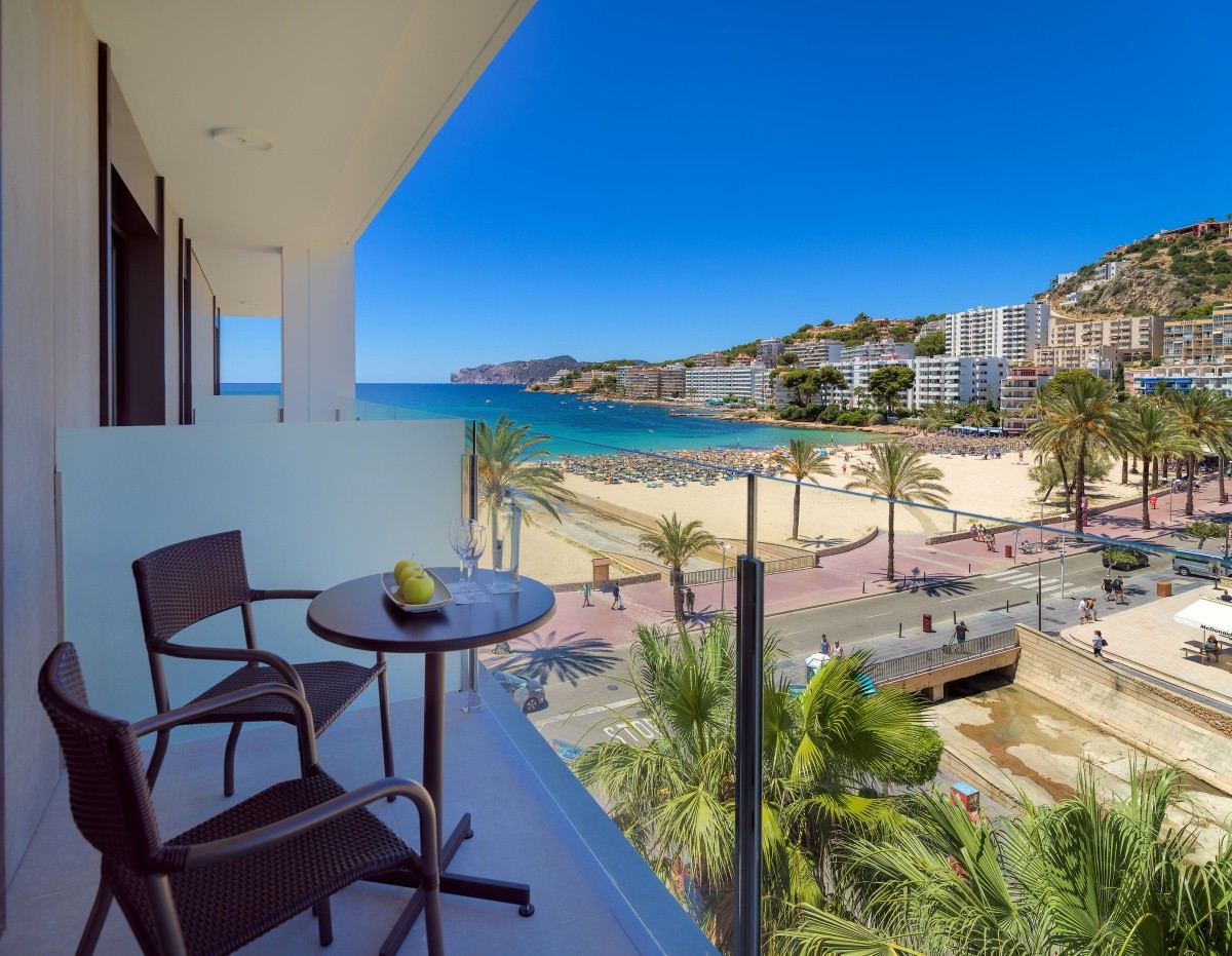 H10 Casa Del Mar