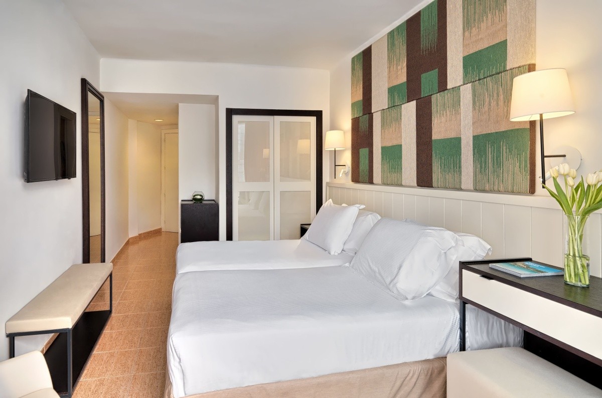 H10 Casa Del Mar