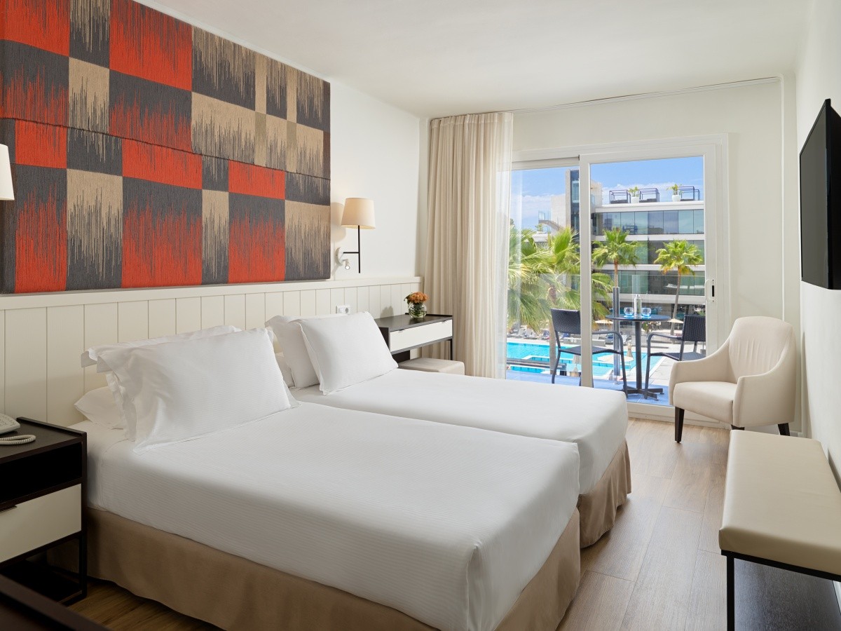 H10 Casa Del Mar