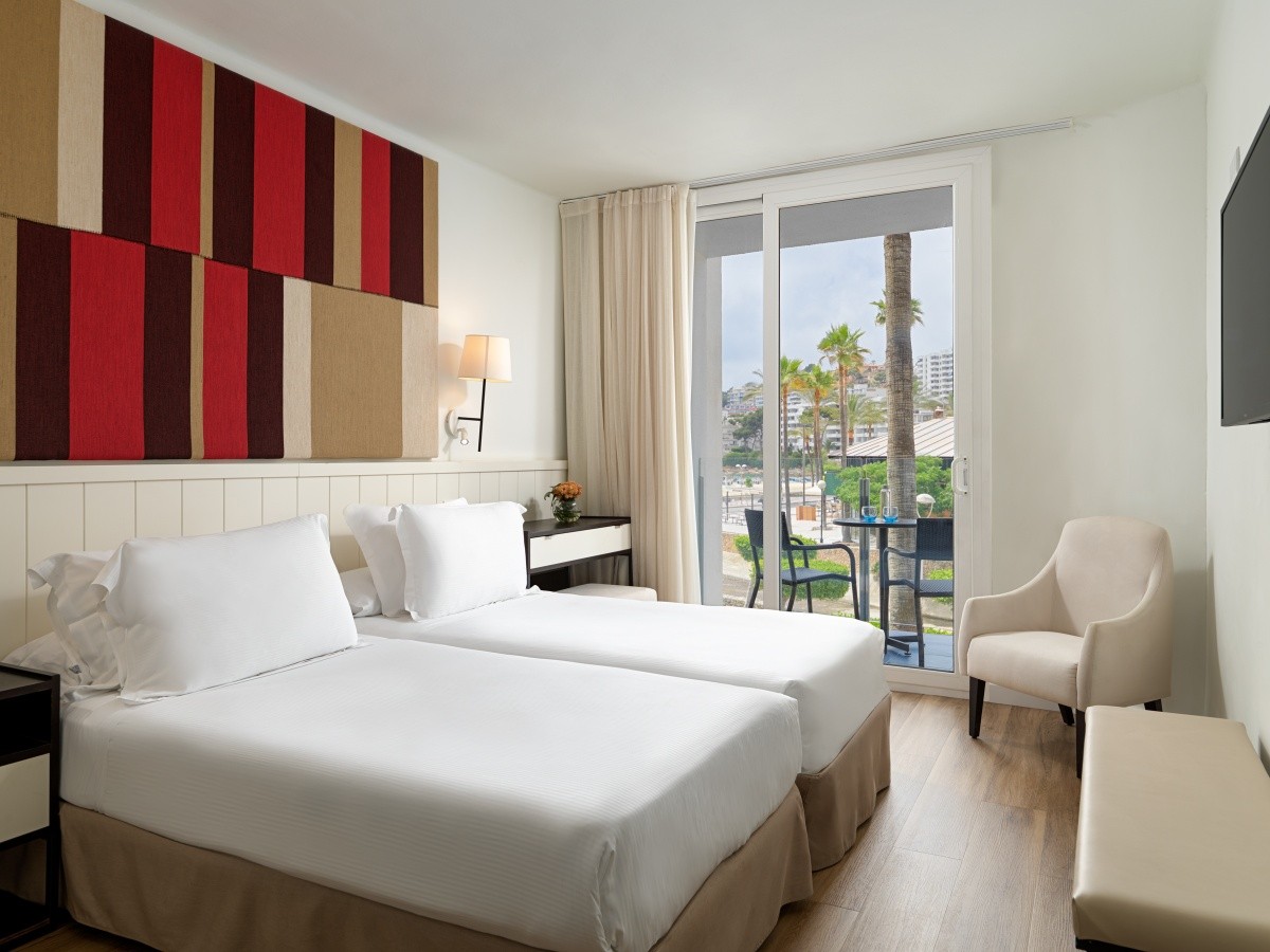 H10 Casa Del Mar