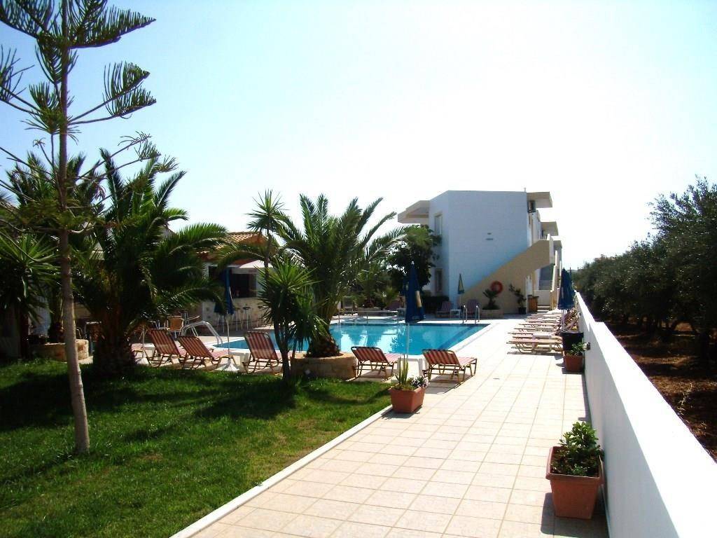 Elpida Village