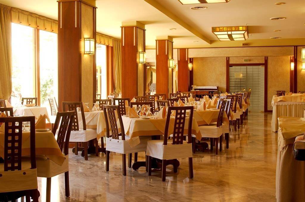 Theartemis Palace