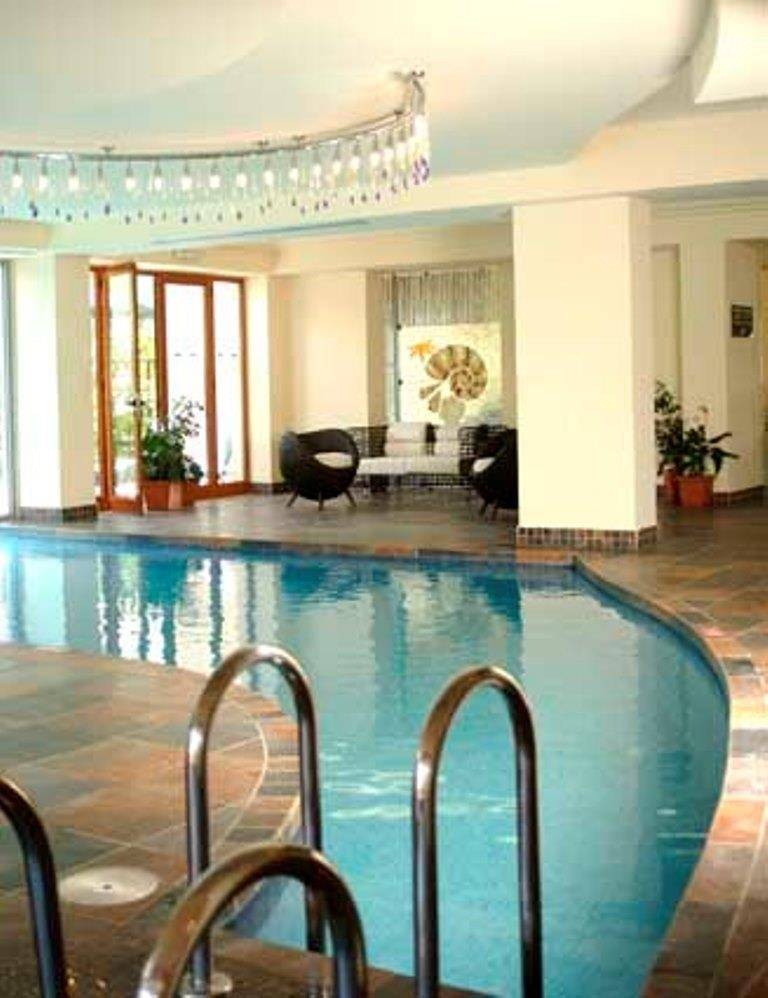 Theartemis Palace