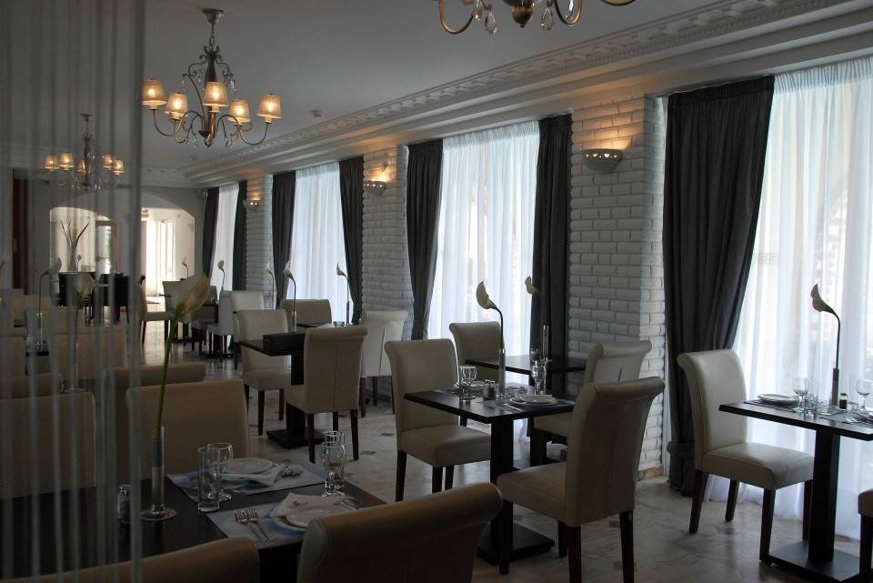 Meandros Boutique