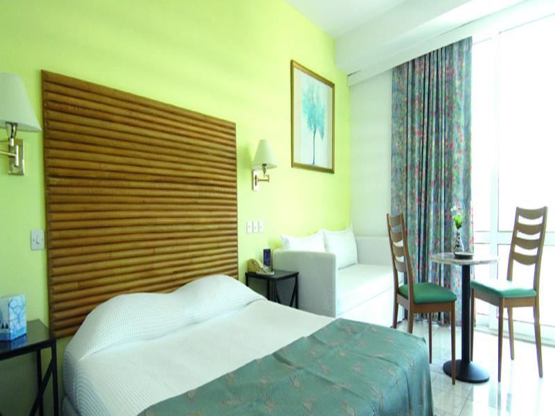 Dionysos Hotel