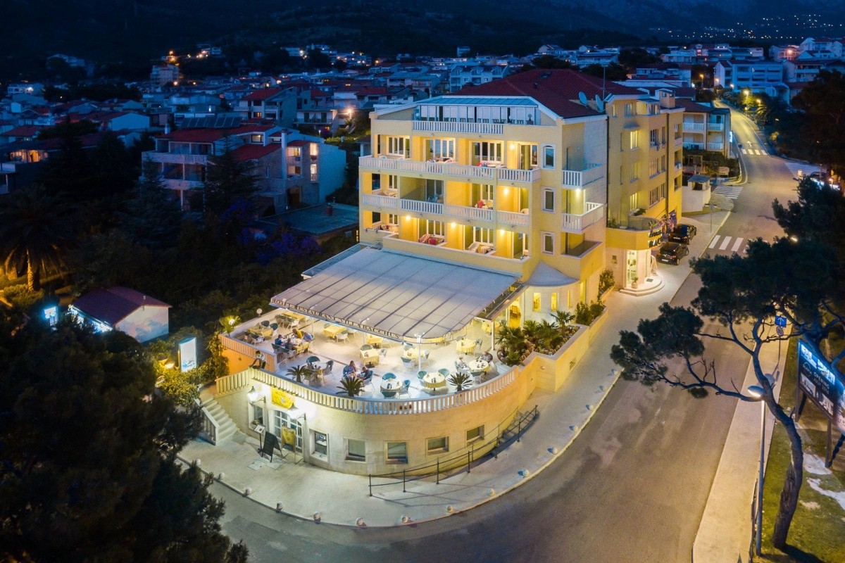 Villa Bacchus