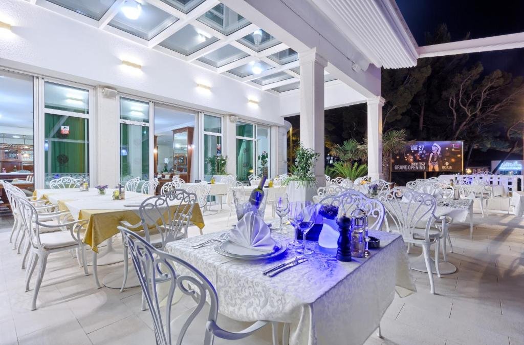 Villa Bacchus