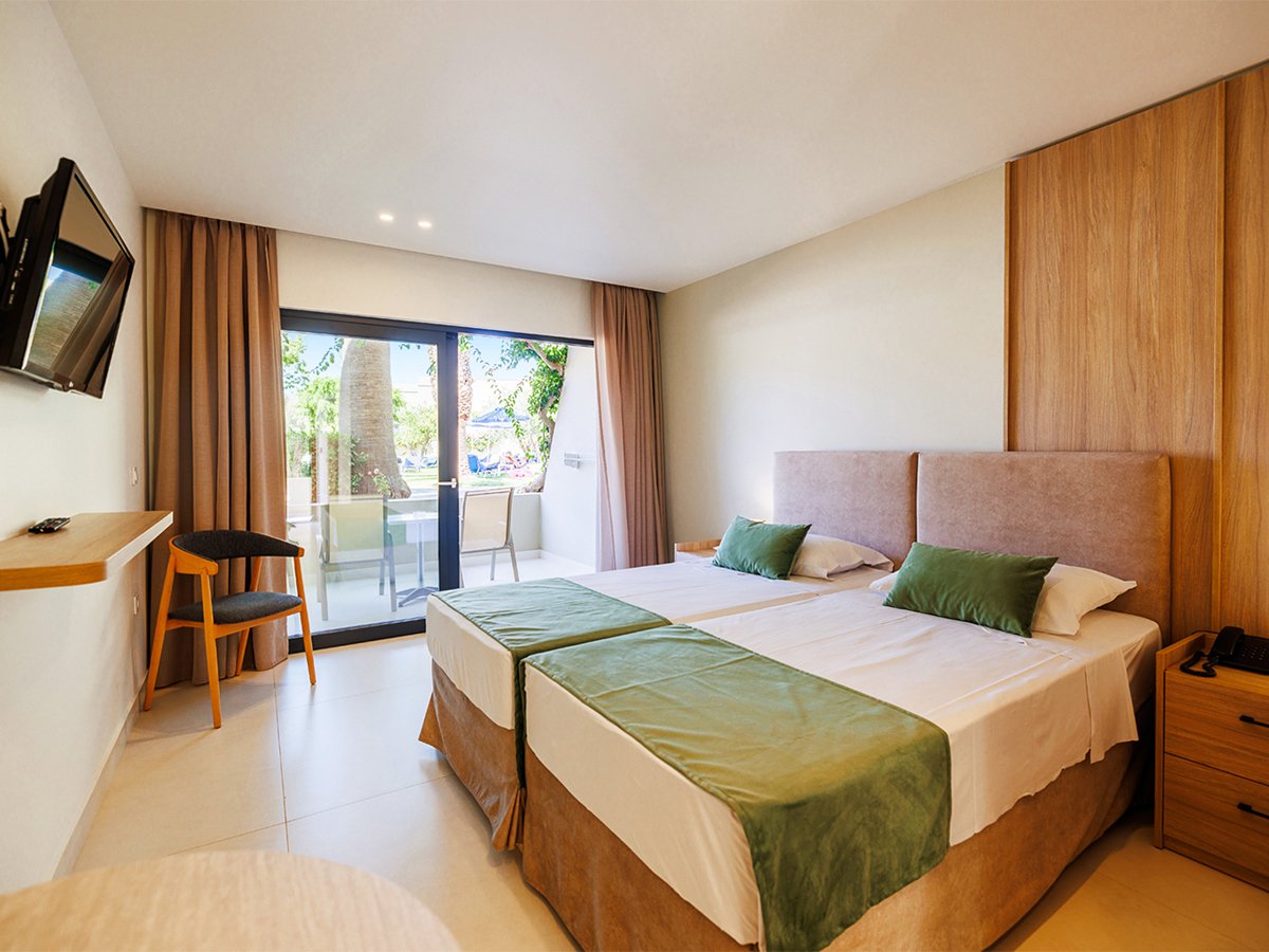 Dessole Malia Beach