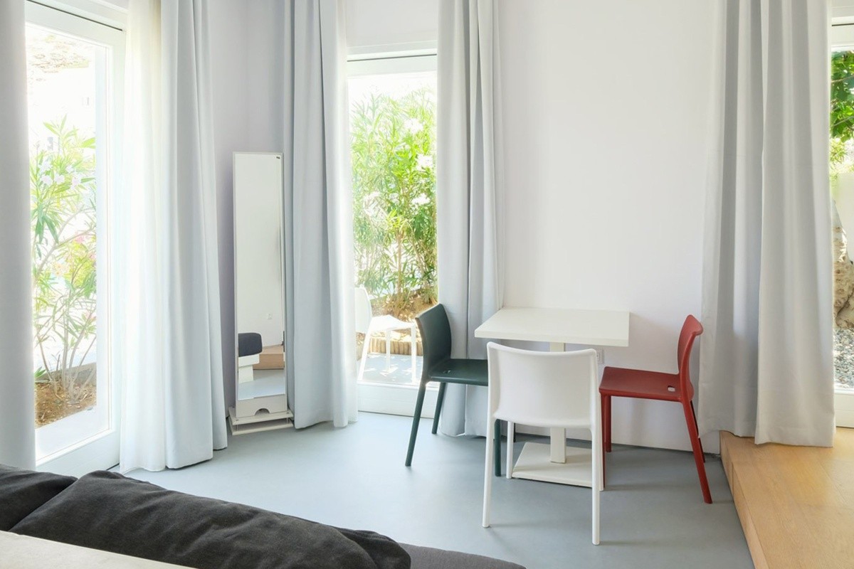 Relux Ios Island